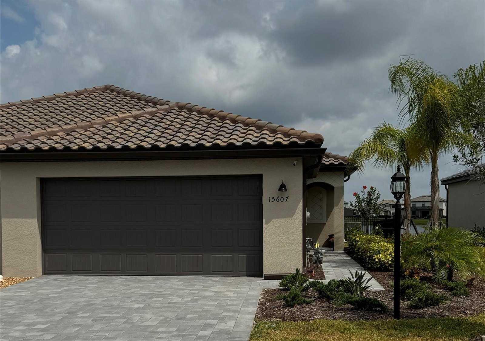 photo 1: 15607 SUNNY DAY DRIVE, BRADENTON FL 34211