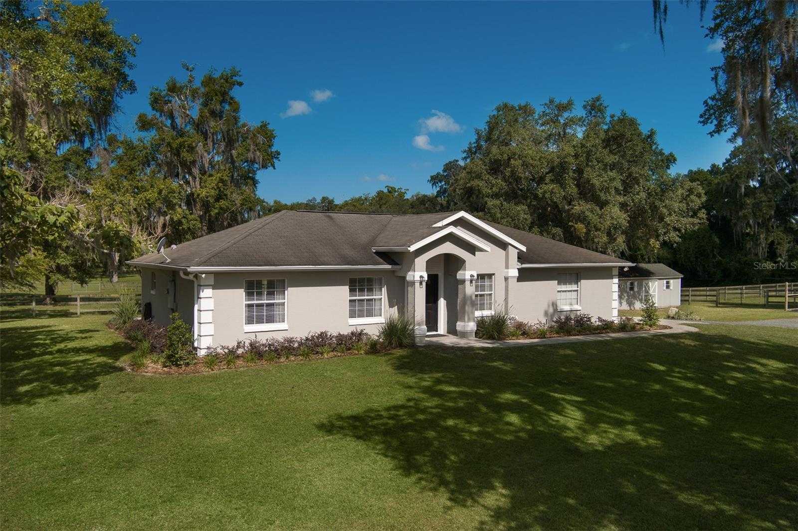 photo 1: 8668 NW 115TH AVENUE, OCALA FL 34482