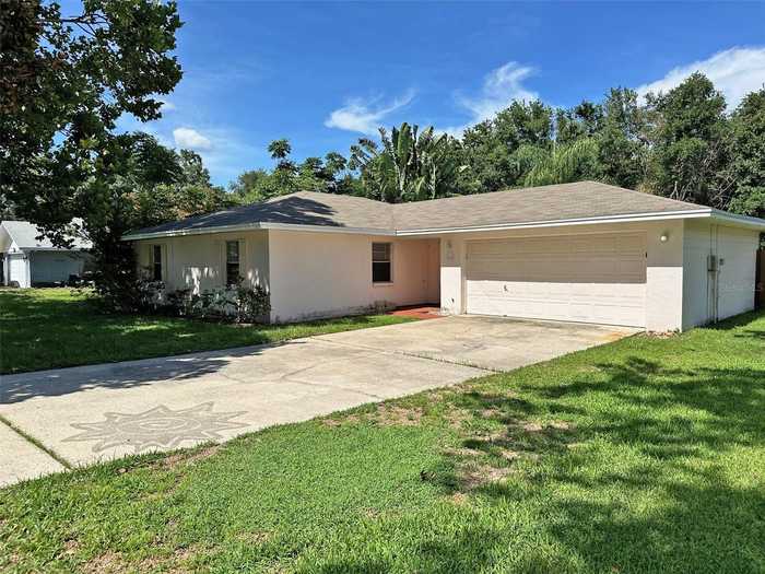 photo 1: 5452 SOUTHGROVE DRIVE, LAKELAND FL 33812