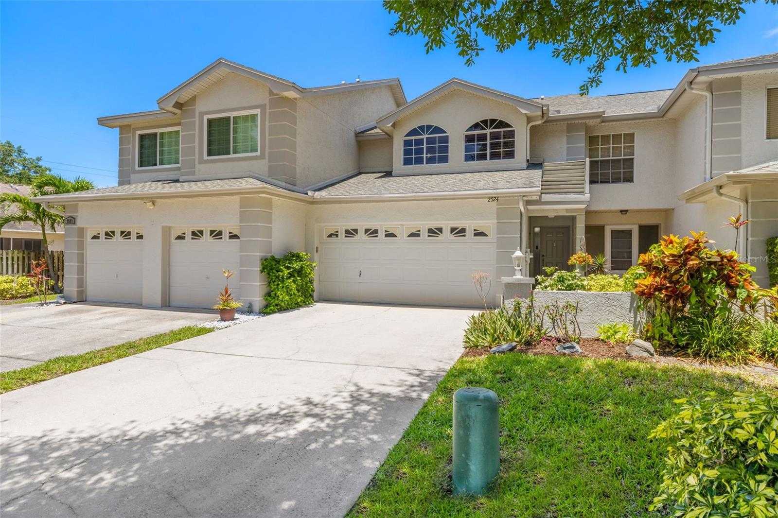 photo 2: 2524 STONY BROOK LANE, CLEARWATER FL 33761