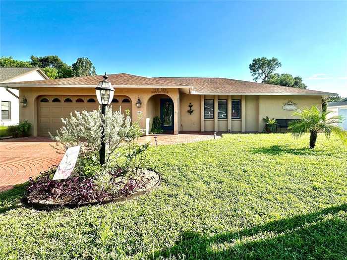 photo 1: 914 PLUM TREE LANE, SARASOTA FL 34243