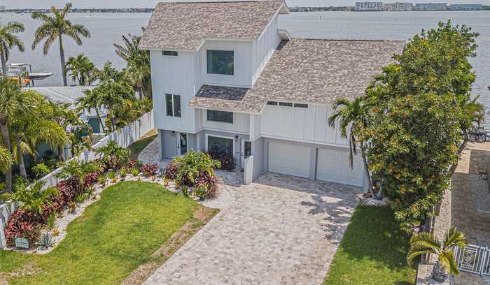 photo 2: 970 BOCA CIEGA ISLE DRIVE, ST PETE BEACH FL 33706