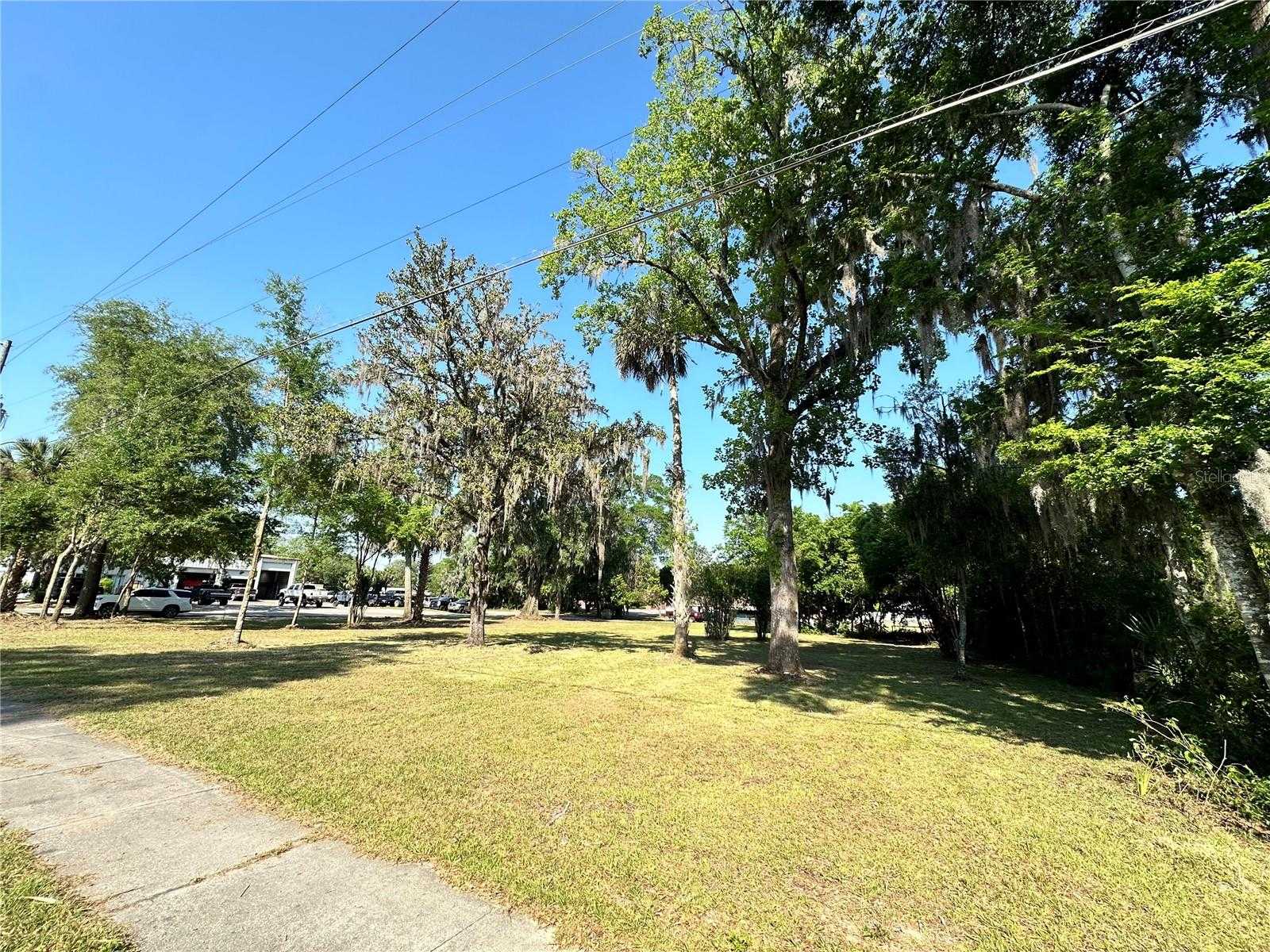 photo 3: 610 N MAIN STREET, HIGH SPRINGS FL 32643