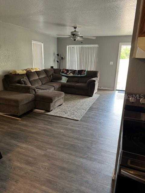 photo 3: 6929 W COMANCHE AVENUE, TAMPA FL 33634