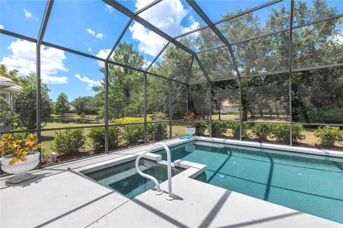 photo 2: 7249 ORCHID ISLAND PLACE, BRADENTON FL 34202