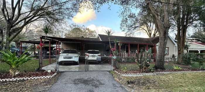 photo 1: 6902 RHODE ISLAND DRIVE, TAMPA FL 33619