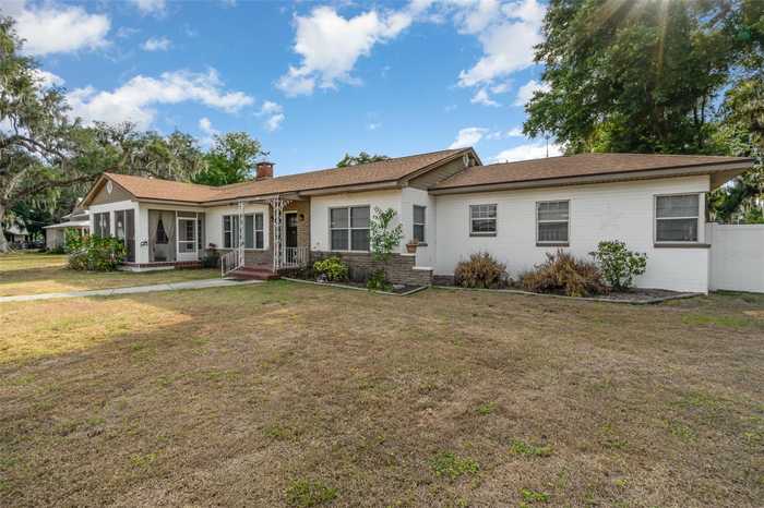 photo 2: 118 S OAK AVENUE, FORT MEADE FL 33841