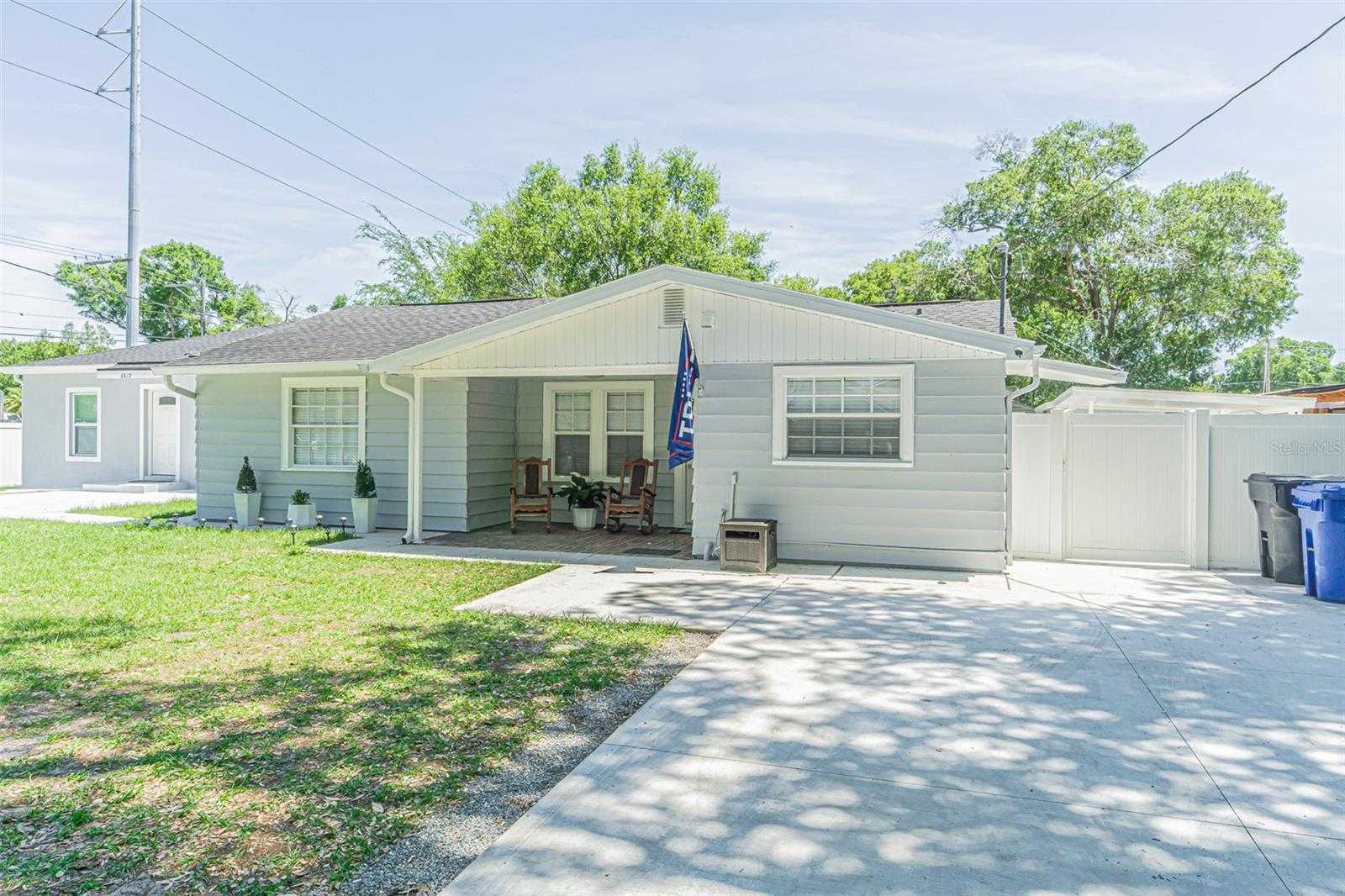 photo 3: 6817 N STERLING AVENUE, TAMPA FL 33614