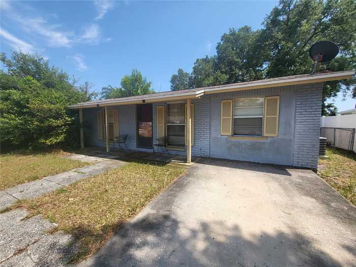 photo 2: 6514 RUNNINGWOODS DRIVE, TAMPA FL 33634