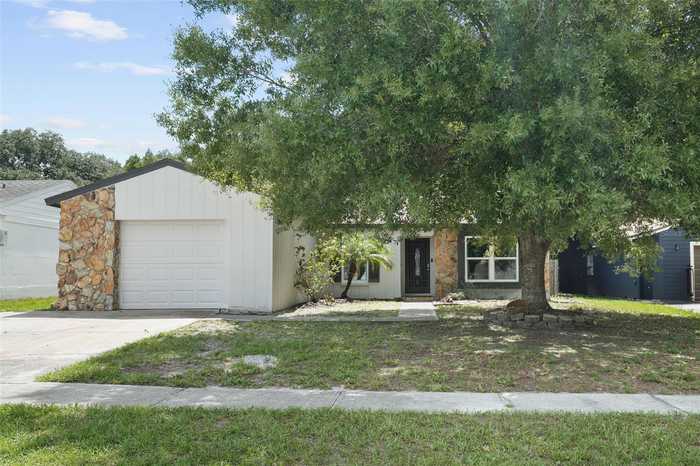 photo 1: 13905 FULLERTON DRIVE, TAMPA FL 33625