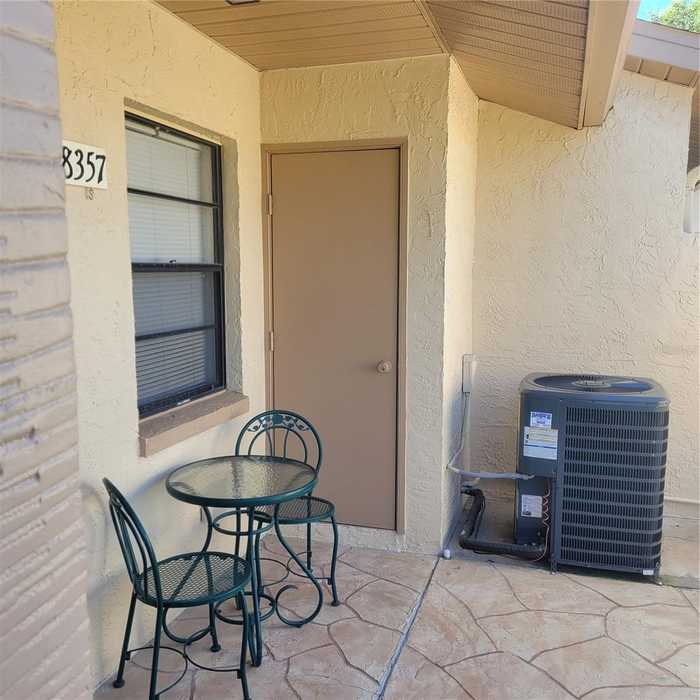 photo 2: 38357 IRONWOOD PLACE Unit 38357, ZEPHYRHILLS FL 33542