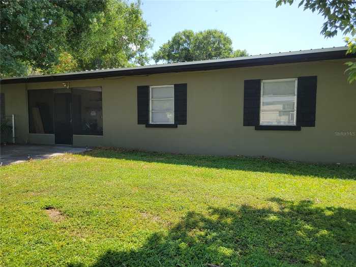 photo 2: 300 NW 5TH STREET, MOORE HAVEN FL 33471