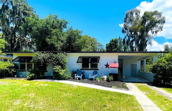 photo 1: 107 E MYRTLE STREET, HOWEY IN THE HILLS FL 34737