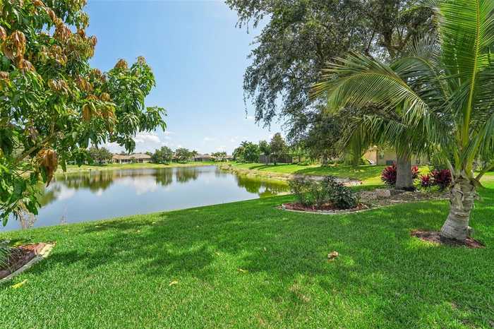 photo 2: 5324 LAYTON DRIVE, VENICE FL 34293