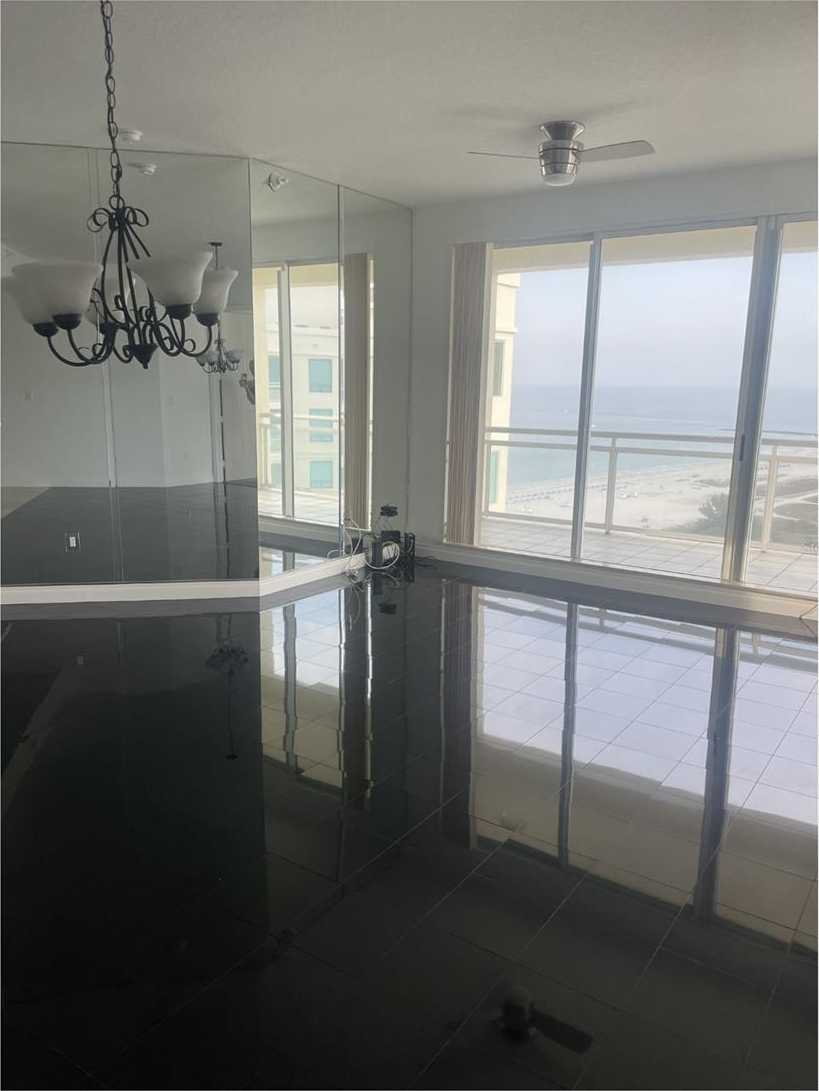 photo 3: 1180 GULF BOULEVARD Unit 2204, CLEARWATER BEACH FL 33767