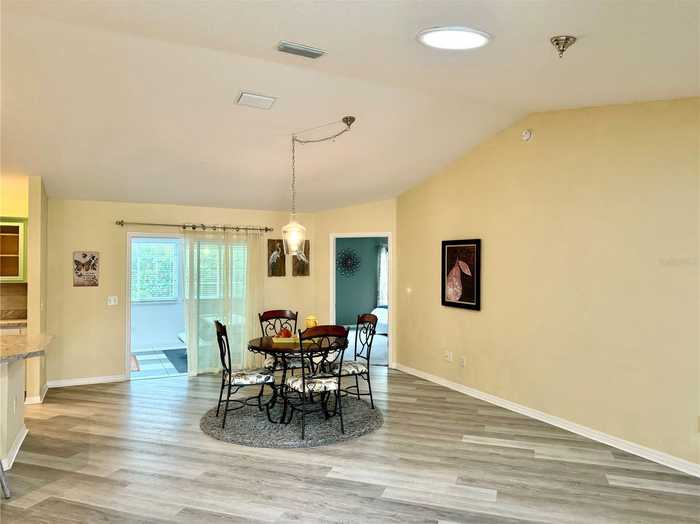 photo 2: 718 SHELTON STREET, THE VILLAGES FL 32163