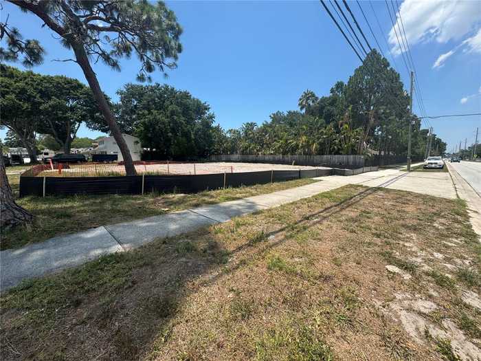 photo 2: 8300 125TH STREET, SEMINOLE FL 33772