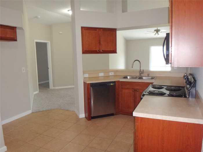 photo 2: 3602 HARVEST ORCHARD DRIVE, PLANT CITY FL 33567