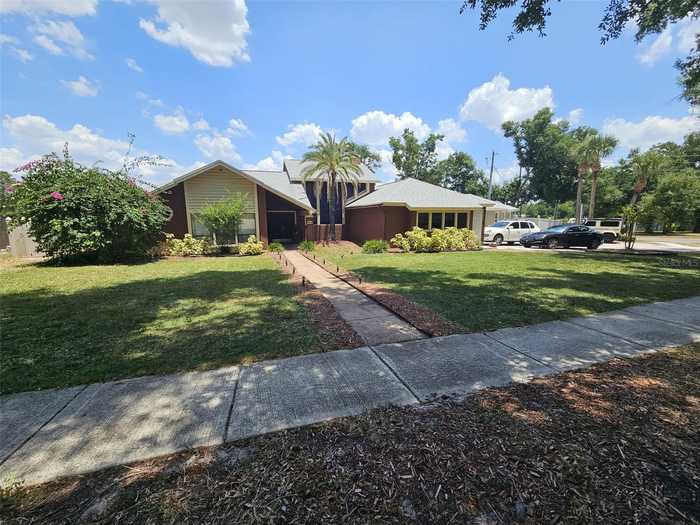 photo 1: 5631 SPRING RUN AVENUE, ORLANDO FL 32819