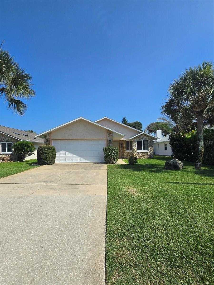 photo 1: 833 E 22ND AVENUE, NEW SMYRNA BEACH FL 32169