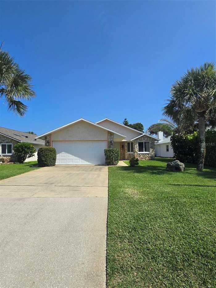 photo 1: 833 E 22ND AVENUE, NEW SMYRNA BEACH FL 32169