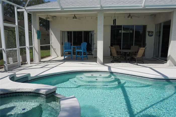 photo 2: 16520 BLENHEIM DRIVE, LUTZ FL 33549