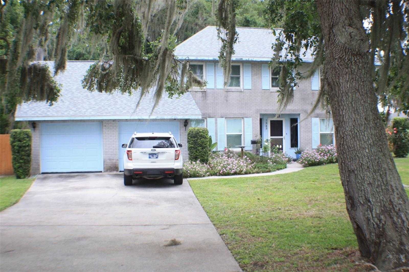 photo 2: 1545 E LAKE PARKER DRIVE, LAKELAND FL 33801