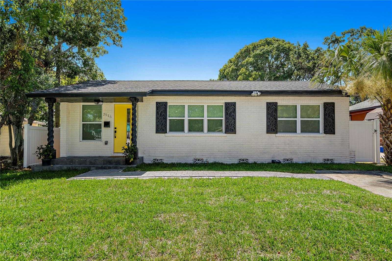 photo 3: 2515 19TH STREET S, SAINT PETERSBURG FL 33712