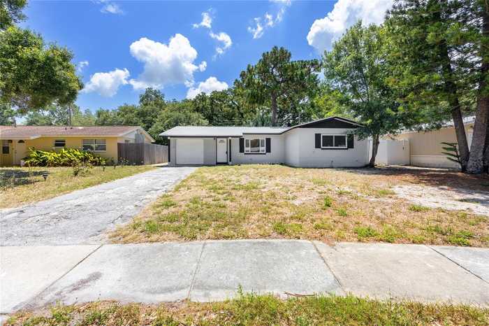 photo 2: 8795 53RD WAY N, PINELLAS PARK FL 33782