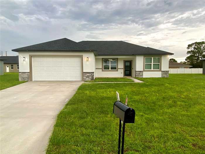 photo 1: 1500 KYRA AVENUE, SEBRING FL 33872