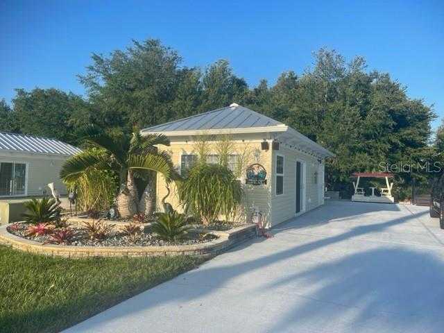 photo 2: 9459 SE 47TH WAY, WEBSTER FL 33597