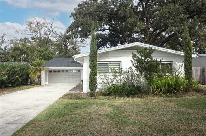 photo 1: 2023 MOUNT VERNON STREET, ORLANDO FL 32803