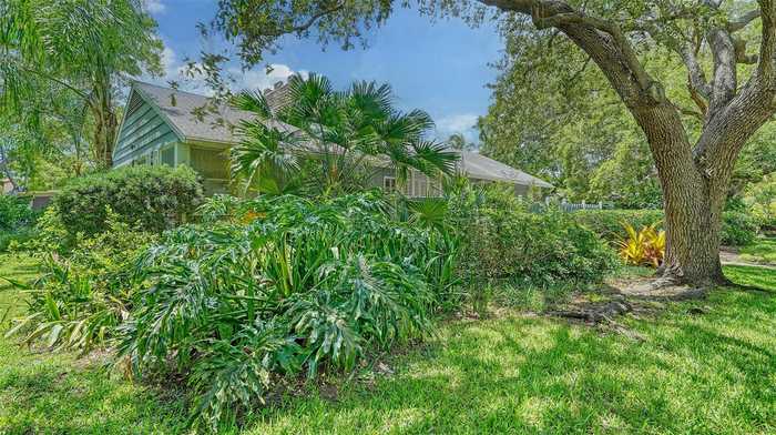 photo 2: 3616 FLORES AVENUE, SARASOTA FL 34239