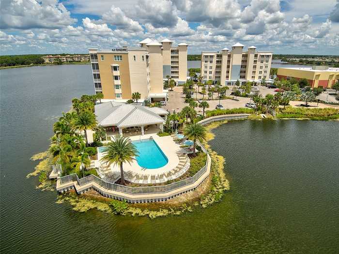 photo 2: 10510 BOARDWALK LOOP Unit 402, BRADENTON FL 34202