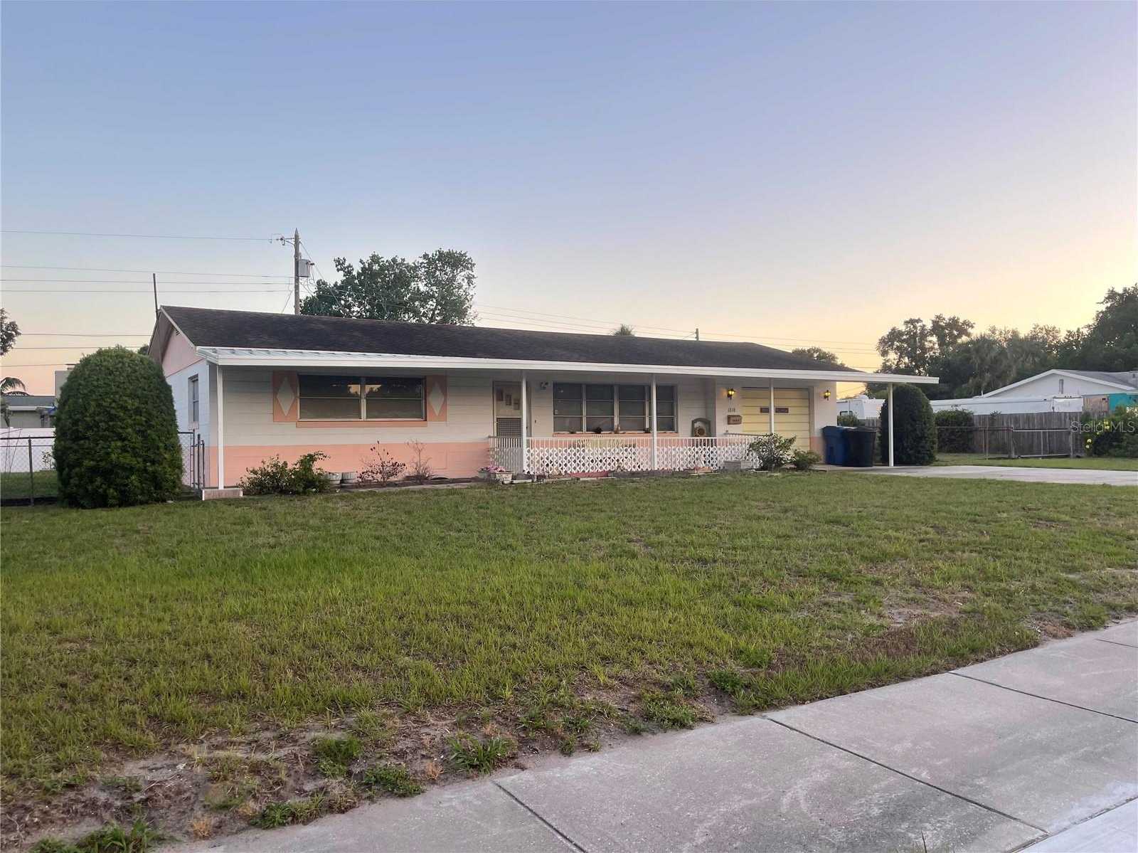 photo 1: 6838 38TH AVENUE N, SAINT PETERSBURG FL 33710