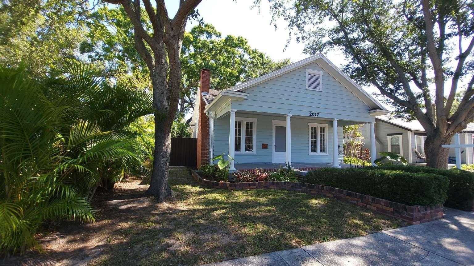 photo 1: 2017 DARTMOUTH AVENUE N, SAINT PETERSBURG FL 33713