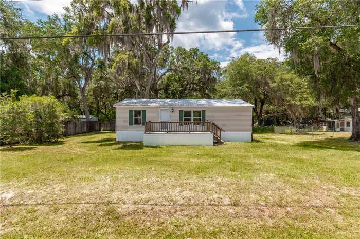 photo 1: 14021 SE 174TH PLACE, HAWTHORNE FL 32640