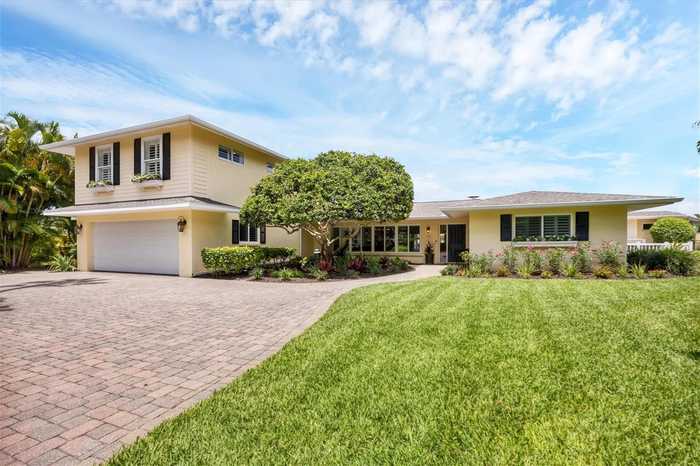 photo 2: 1701 SANDALWOOD DRIVE, SARASOTA FL 34231