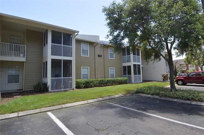 photo 1: 703 PARSONS LAKE PATH Unit 104, BRANDON FL 33511