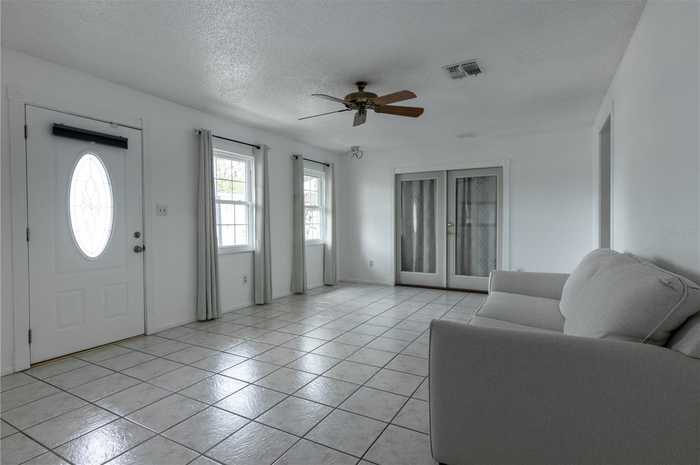 photo 2: 809 FLORIDA PARKWAY, KISSIMMEE FL 34743