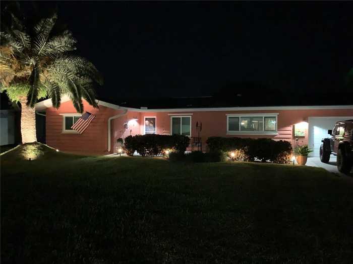 photo 2: 1694 HARBOR CIRCLE W, LARGO FL 33770