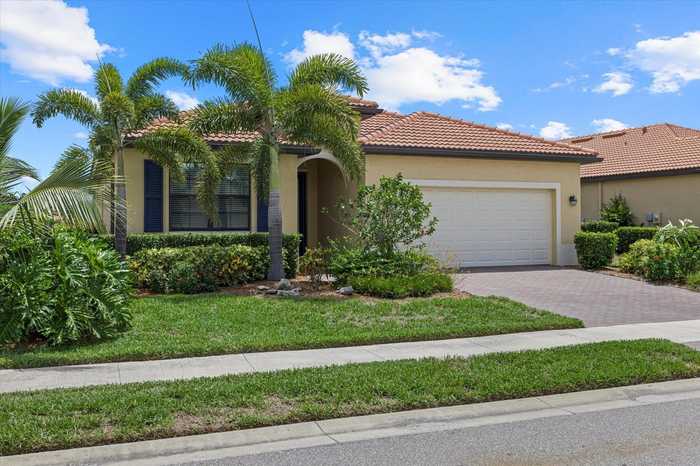 photo 1: 10184 CROOKED CREEK DRIVE, VENICE FL 34293