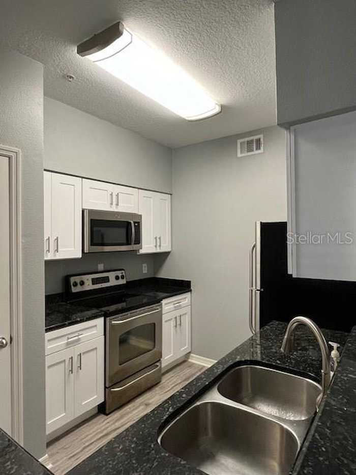 photo 2: 1810 E PALM AVENUE Unit 5114, TAMPA FL 33605