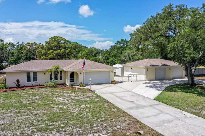 photo 2: 6204 GOLDFINCH STREET, SARASOTA FL 34241