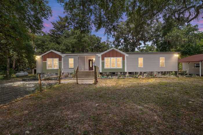 photo 1: 17180 NE 39TH COURT, CITRA FL 32113