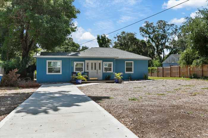 photo 2: 1009 N BETTY LANE, CLEARWATER FL 33755