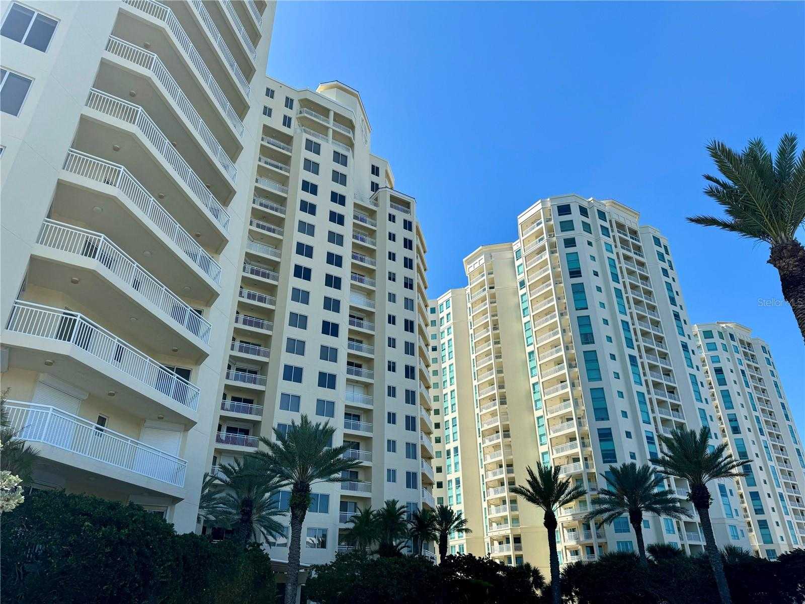 photo 3: 1200 GULF BOULEVARD Unit 204, CLEARWATER BEACH FL 33767