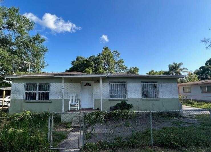 photo 1: 1740 W POWHATAN AVENUE, TAMPA FL 33603