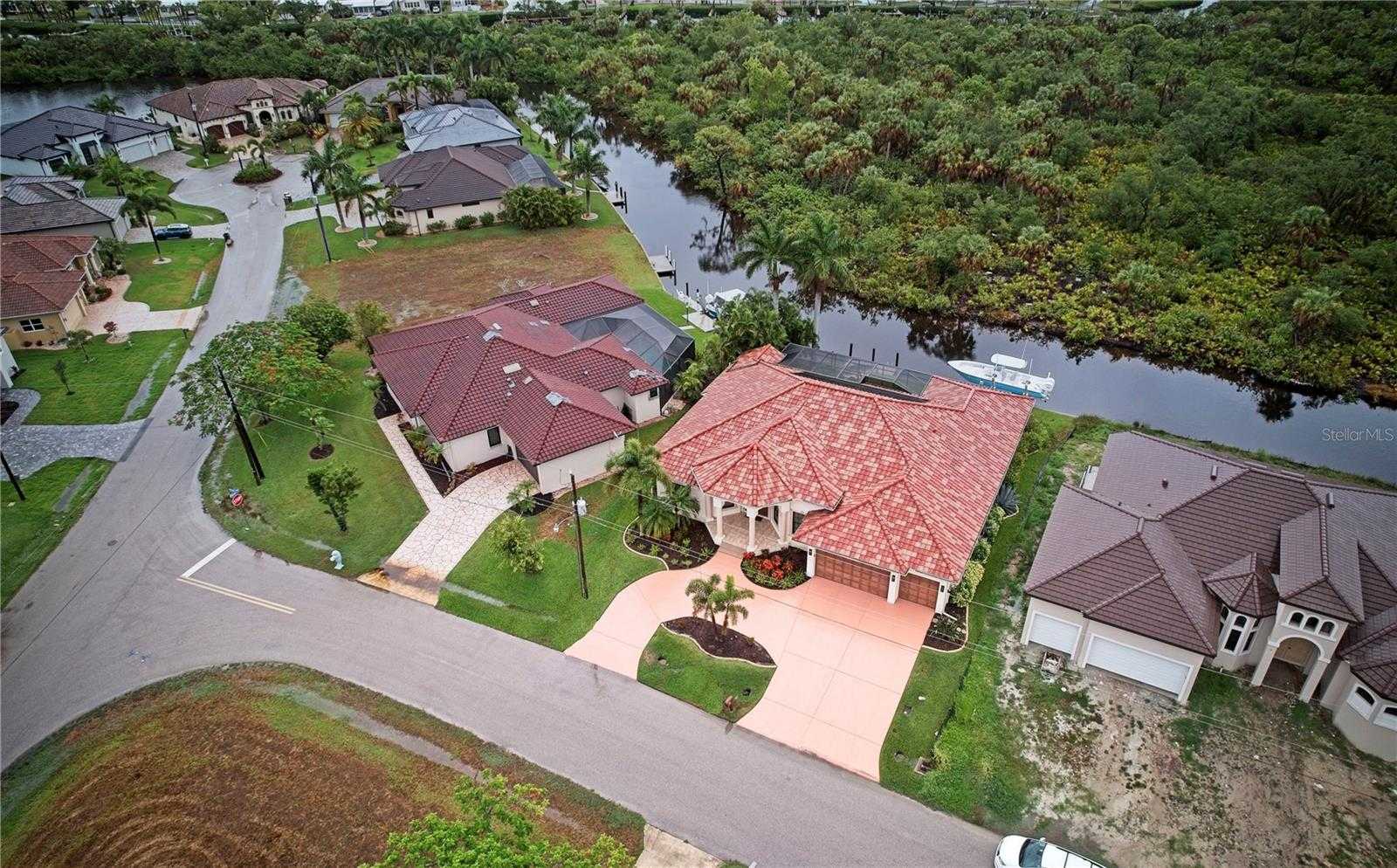 photo 3: 351 TRIESTE DRIVE, PUNTA GORDA FL 33950