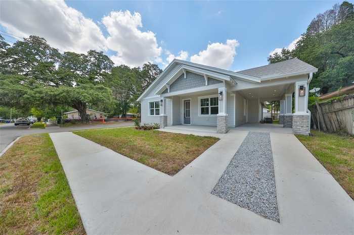 photo 2: 1402 E EMMA STREET, TAMPA FL 33603